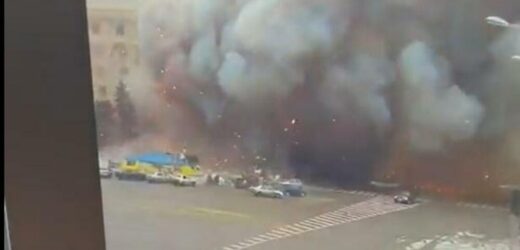 POGLEDAJTE SNIMAK STRAVIČNE EKSPLOZIJE U HARKOVU! Zgrada ostala u crnom dimu nakon napada RUSA (VIDEO)