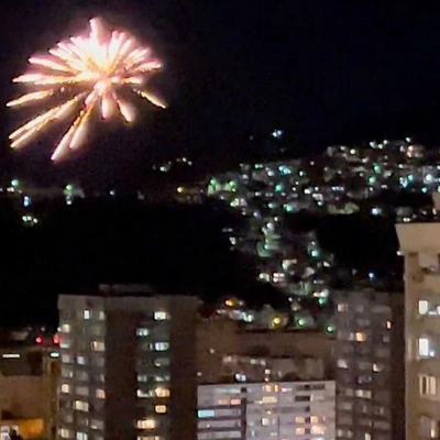 U Sarajevu se petardama i vatrometom proslavila pobjeda Hrvatske (VIDEO)