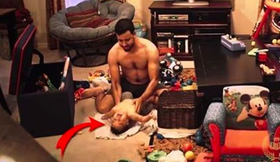 VIDEO: Stavila je skrivenu kameru u sobu da bi vidjela šta njen muž radi sa bebom kada ona nije kući!