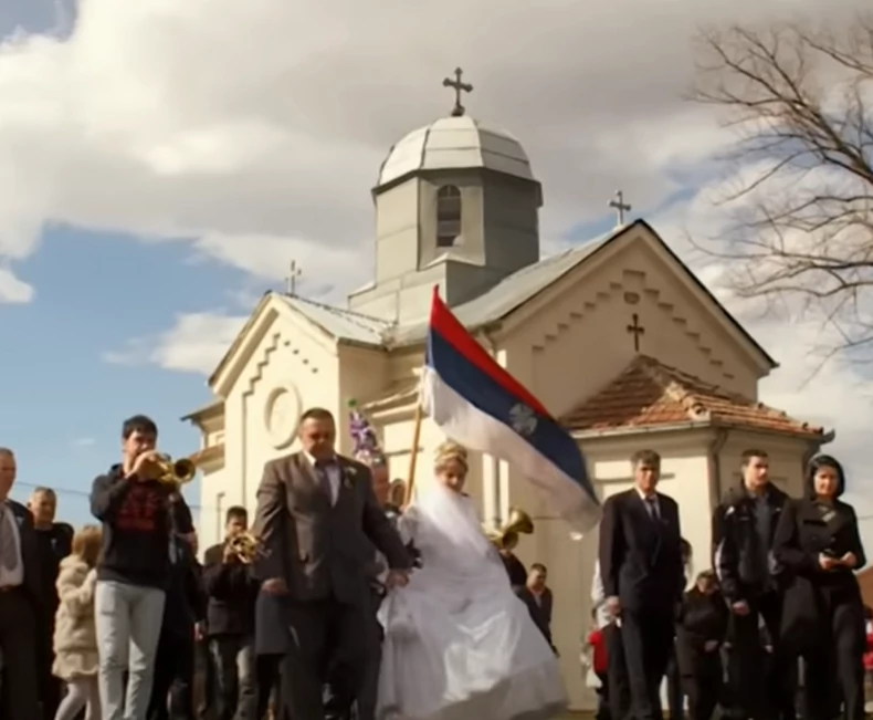 Braća Zoran i Draža iz Srbije oženili Albanke, mladin otac u čudu: “Nisam protiv udaje, ali prvi put čujem za taj običaj”