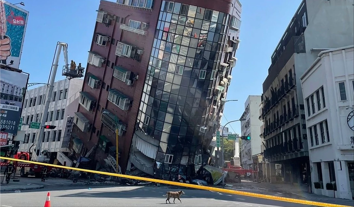 ZABELEŽEN TRENUTAK POČETKA RAZORNOG ZEMLJOTRESA Ovako je počeo pakao (VIDEO)