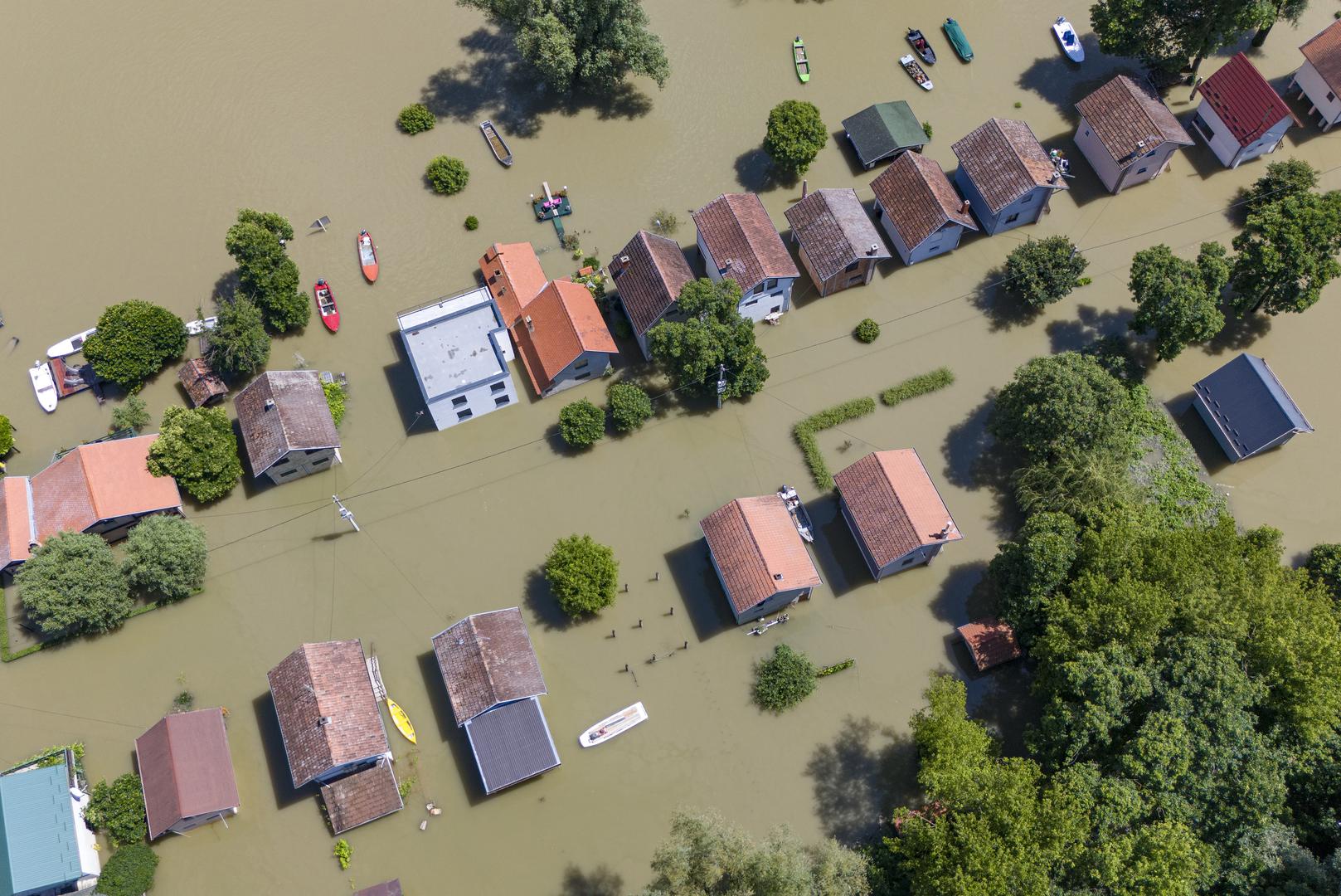 Pogledajte slike iz zraka: Sve je pod vodom, a vrhunac vodenog vala Dunava tek se očekuje